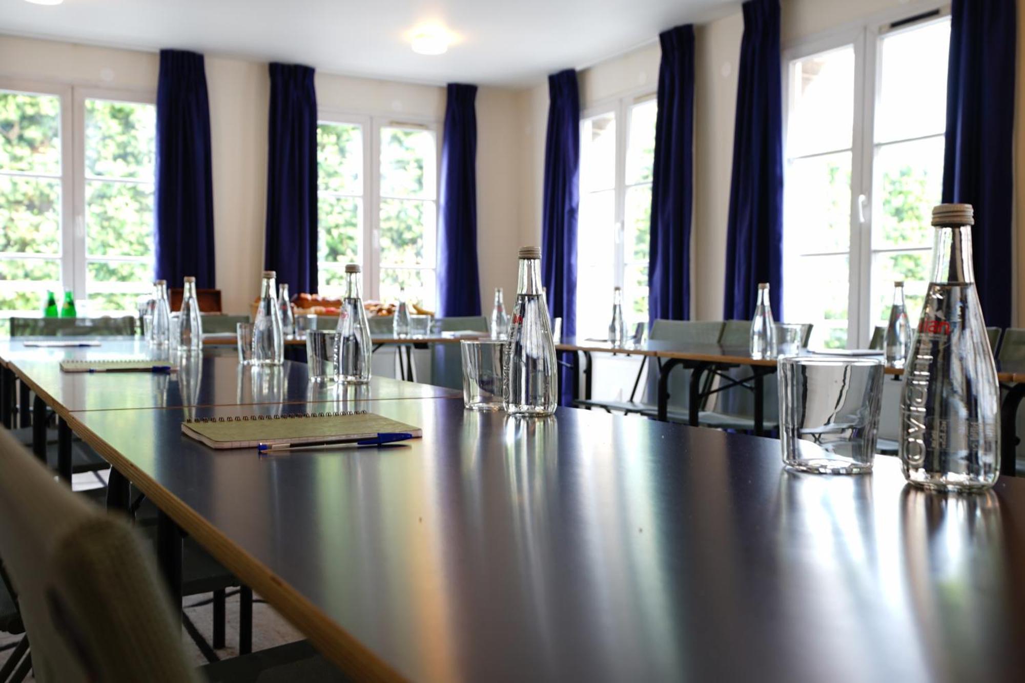 Alfred Hotels Compiegne Exterior photo